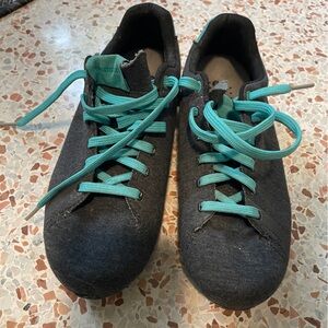 Shimano grey and Teal Women's bike cycling Shoes
